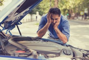 Carro parado por muito tempo: quais os prejuízos?